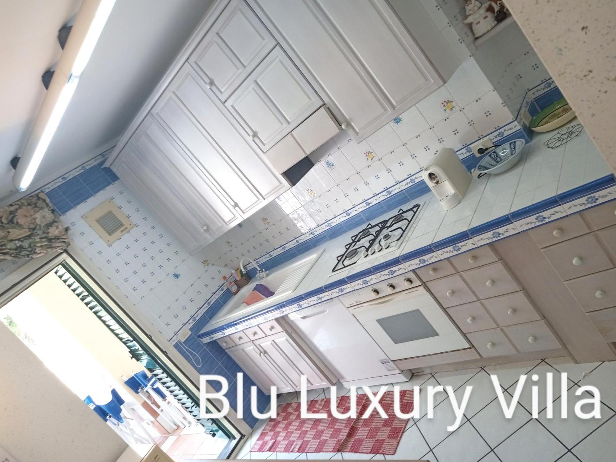 Blu Luxury Villa Бруколи Экстерьер фото
