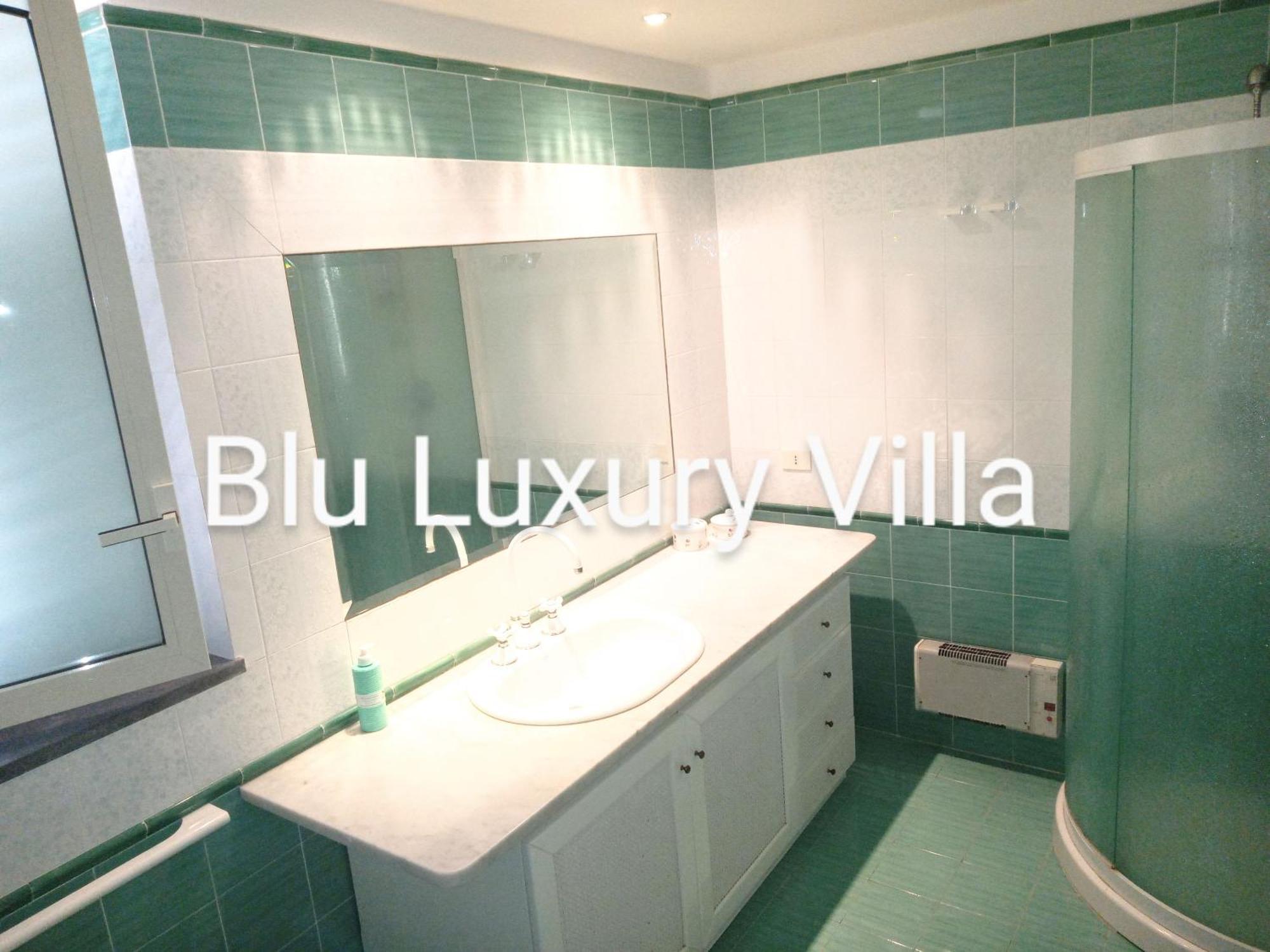 Blu Luxury Villa Бруколи Экстерьер фото